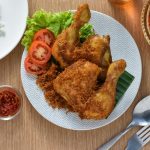 Ayam,Goreng,Lengkuas,Kremes,Or,Galangal,Fried,Chicken,,One,Of